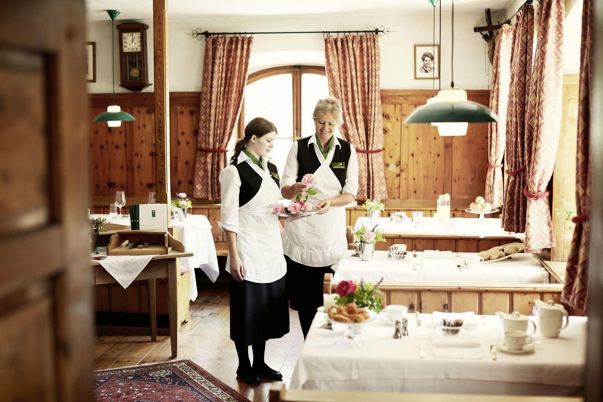 Goldene Rose Karthaus Hotel Senales Luaran gambar